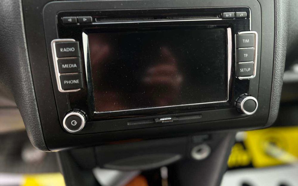 Volkswagen Caddy 2011