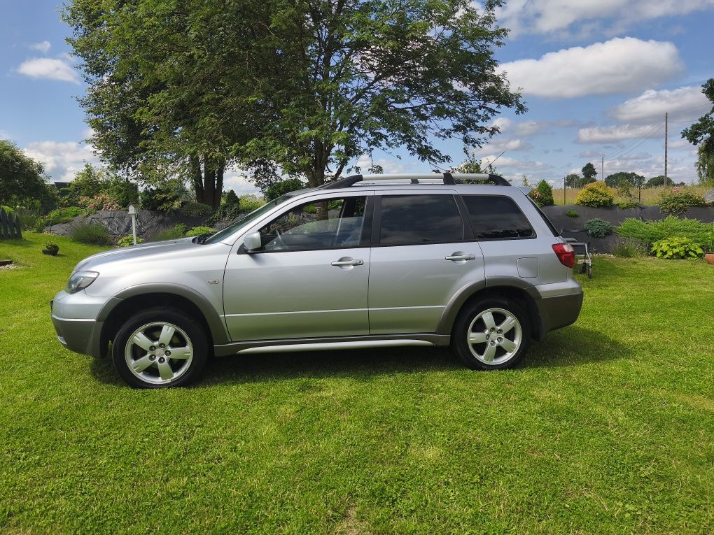 Mitsubishi Outlander 2.4 + LPG 2005 r.