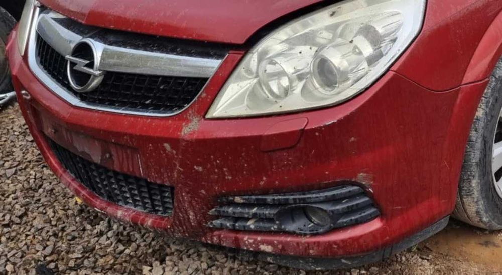 zderzak przedni przód Opel Vectra C fl lift Z20R z168