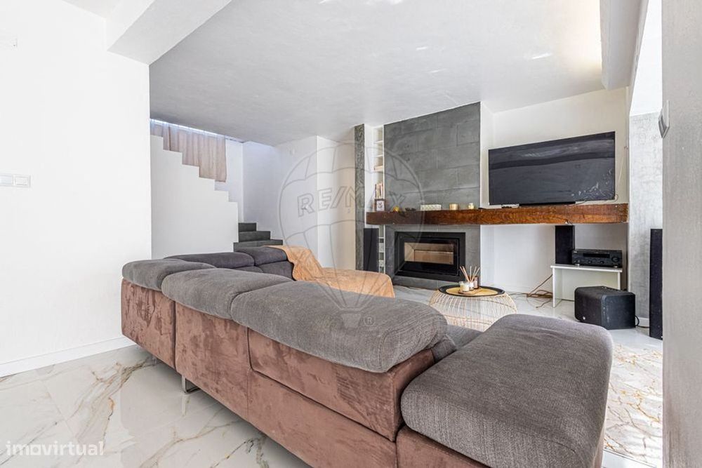 Moradia T6 para venda