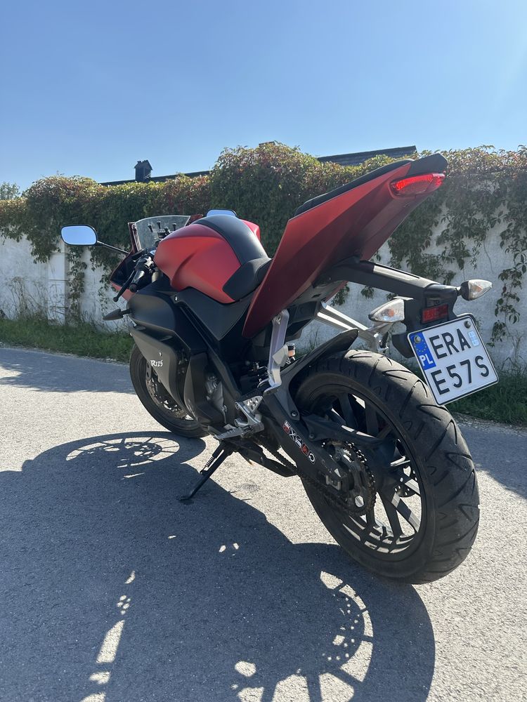 Sprzedam Yamaha Yzf125r