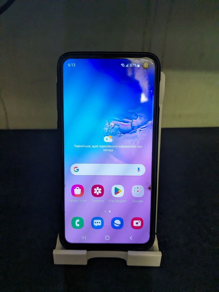 Продам Samsung s10e 128gb