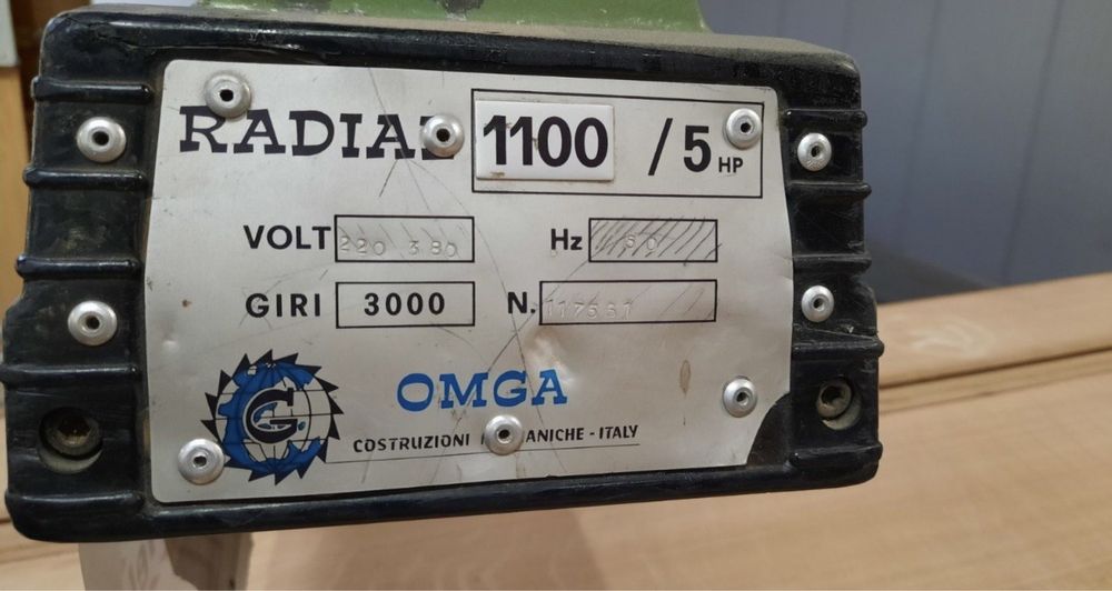 Торцовка, торцовочная пила Omga radial 1100. Производитель:Италия!