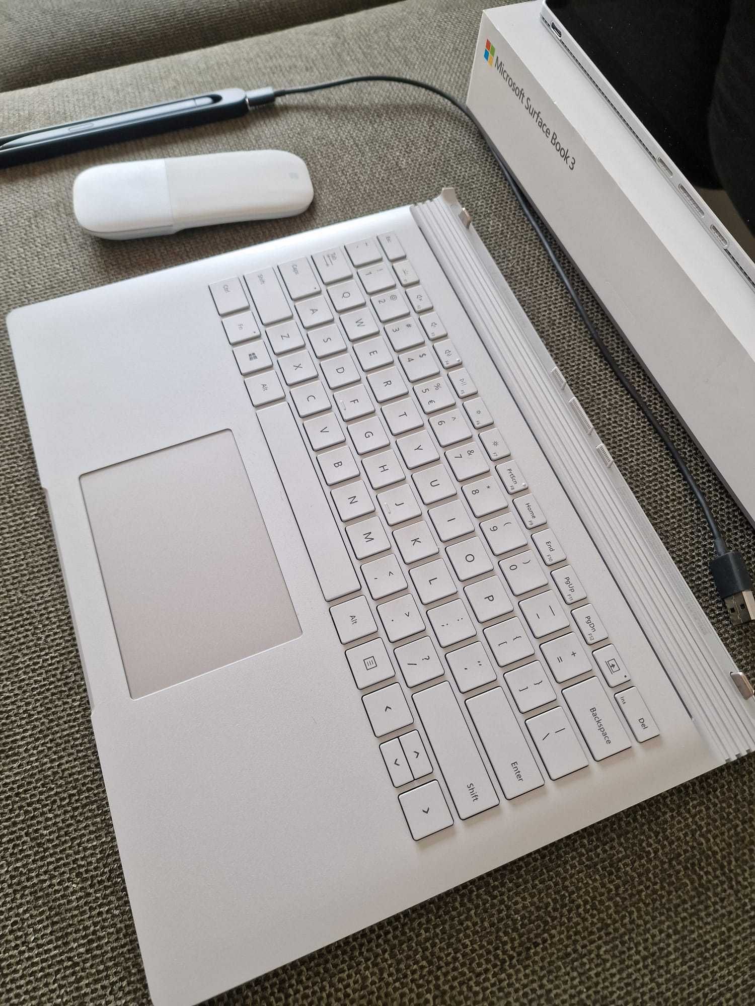 Laptop Microsoft Surface Book 3 13,5" Intel Core i7 32 GB/512 GB kompl