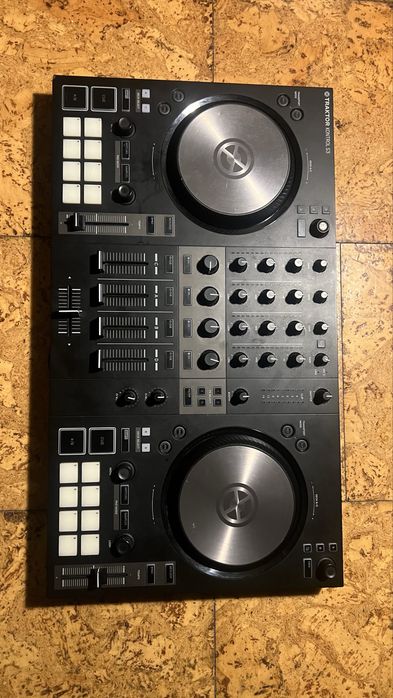 Native instruments Traktor S3
