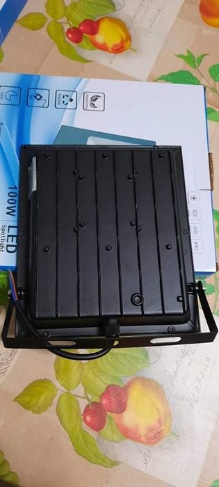 Foco projetor IP 66 Led 50w/100w 220v 6500k luz branca