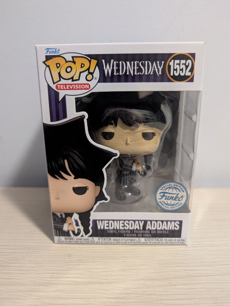 Funko pop Wednesday Addams 1552 exclusive umbrella parasol figurka