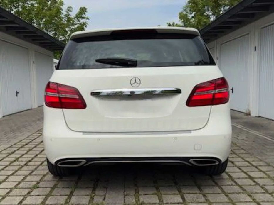 Mercedes-Benz B 200      2016