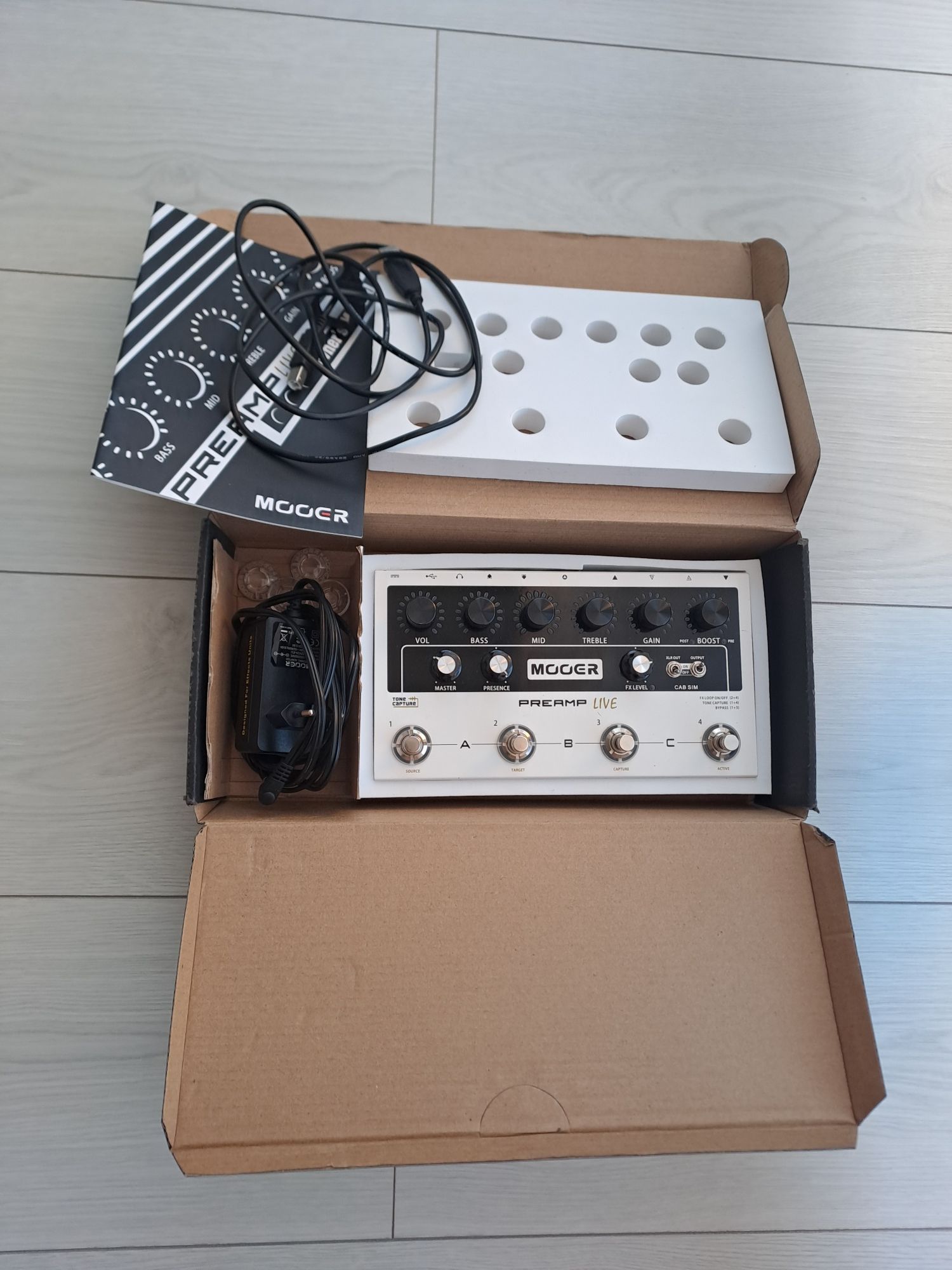 Mooer Preamp Live multiefekt gitarowy modeler