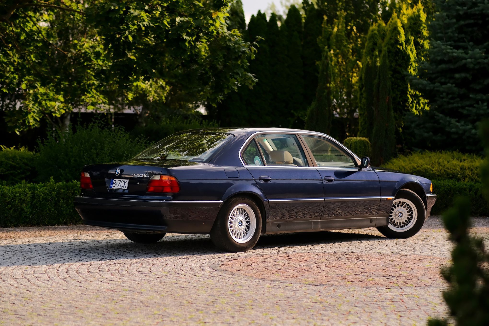 BMW Seria 7 E38 740iL 4.4 V8 | 286 KM | 1996 | Bezwypadkowa | 107 tys. mil