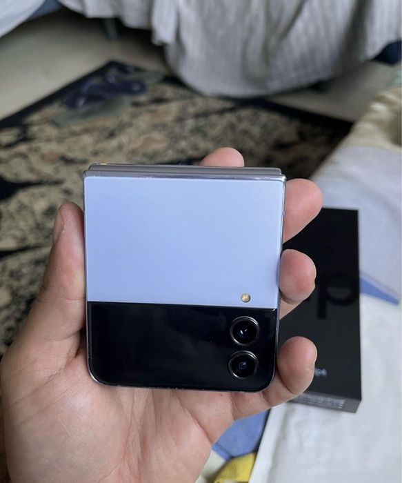 Samsung Galaxy Z Flip 4 Muito bom estado