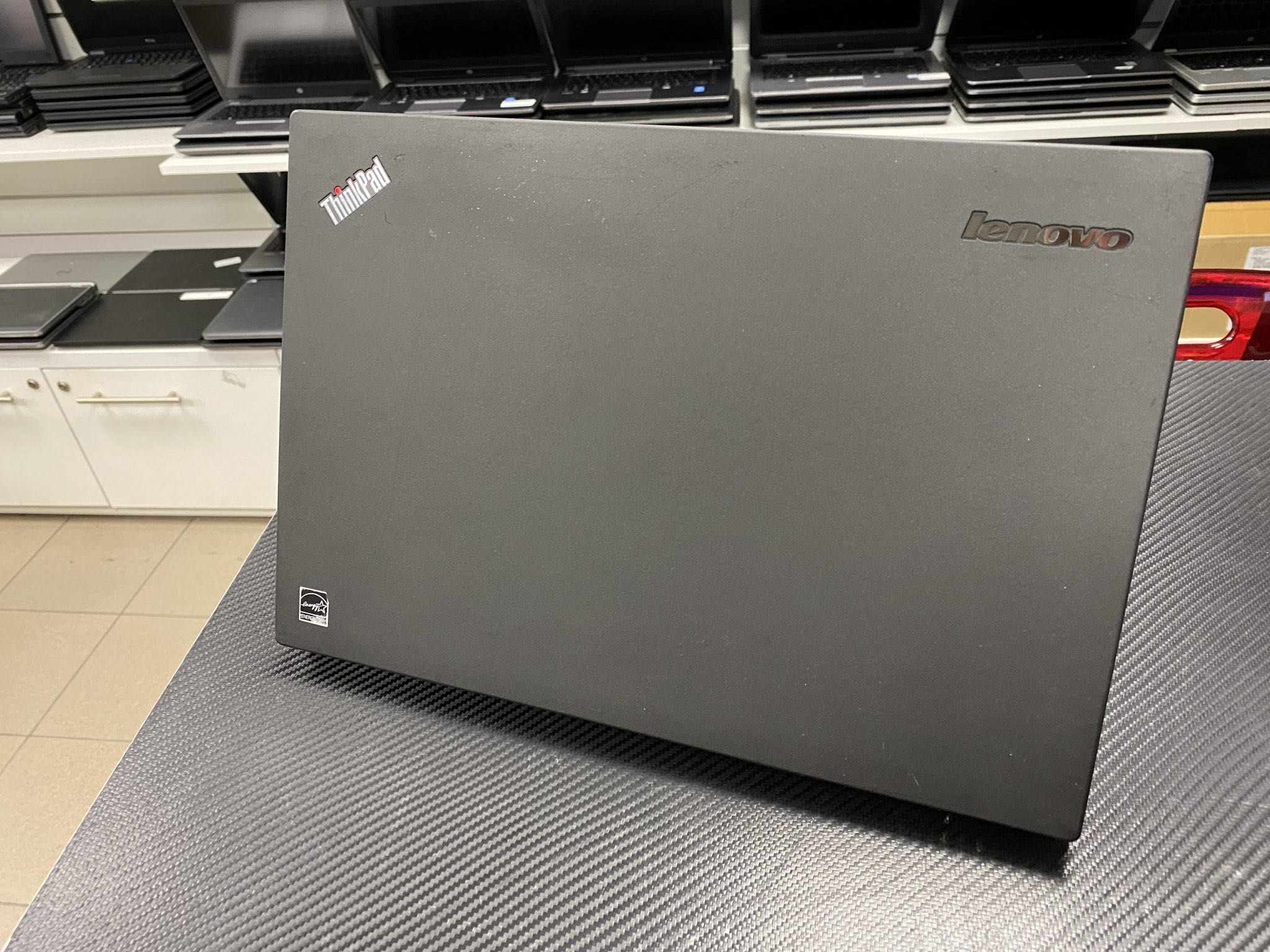 Lenovo ThinkPad T450 14″ i5-5300U/256SSD/8GB/HD/W10Pro