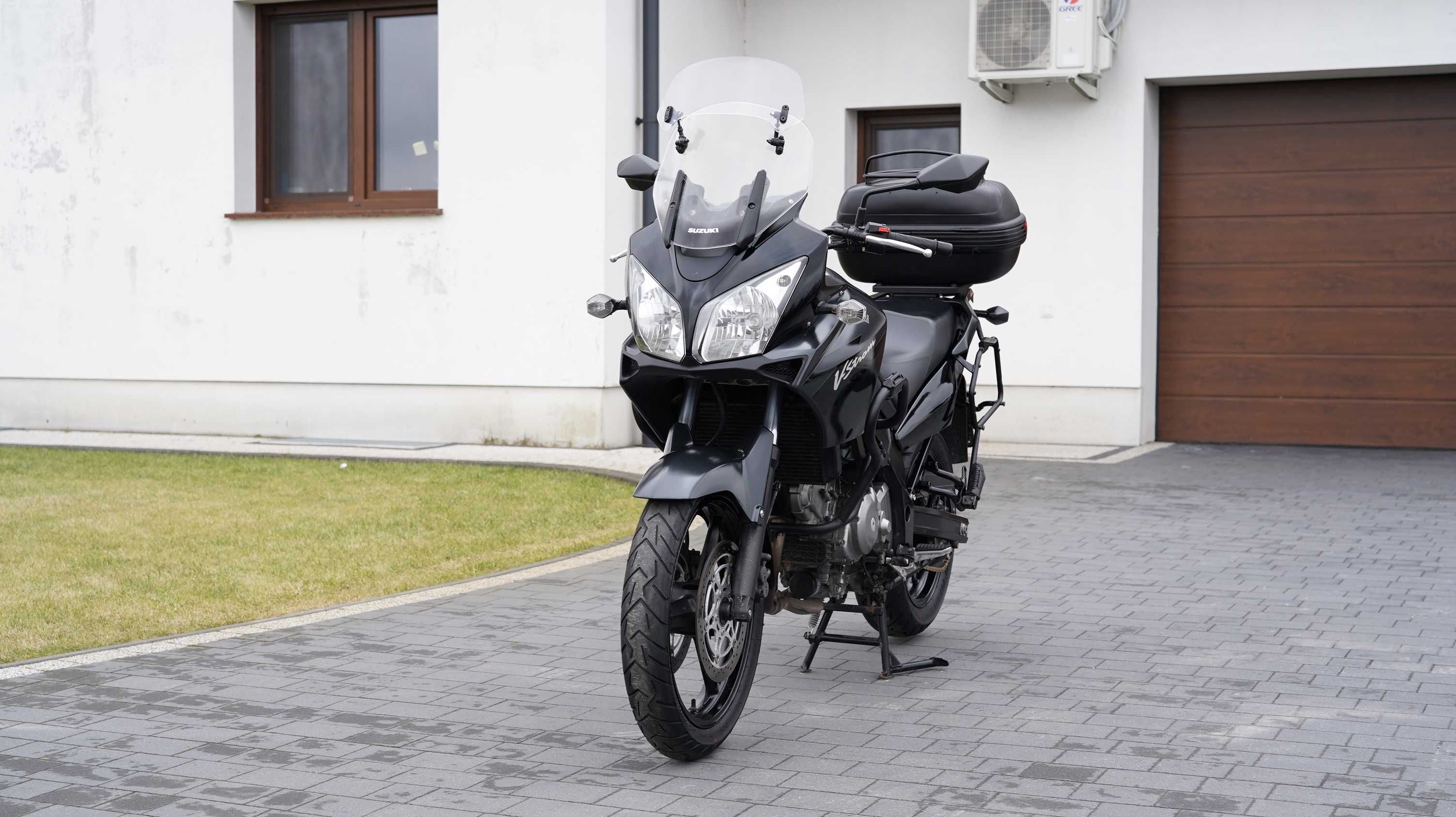 suzuki DL 650 V-strom  -- oryginał -- zadbany -- ładny