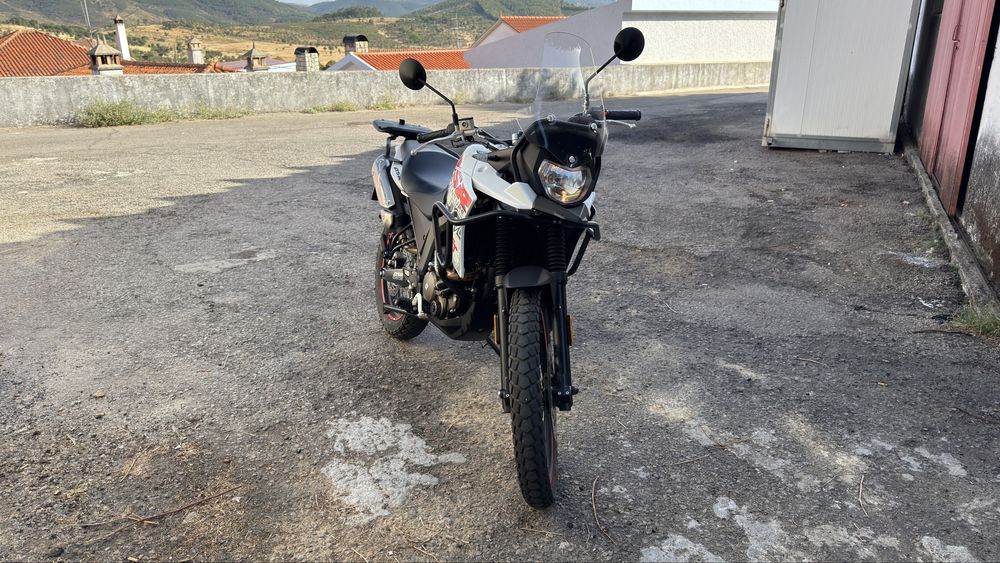 Um Dsr Adventure TT 125