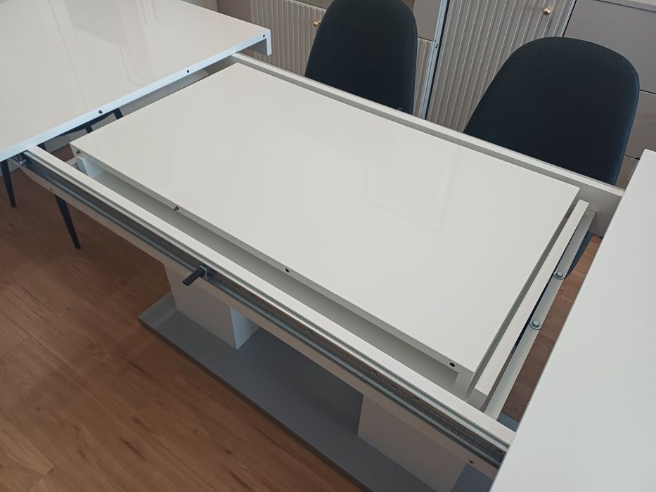 Stół rozkładany biały połysk