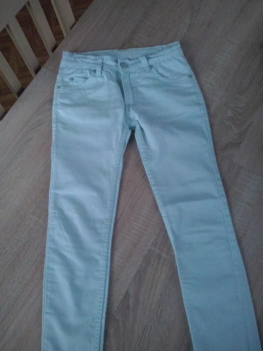 Spodnie jeansowe turkusowe dziewczęce roz. 146