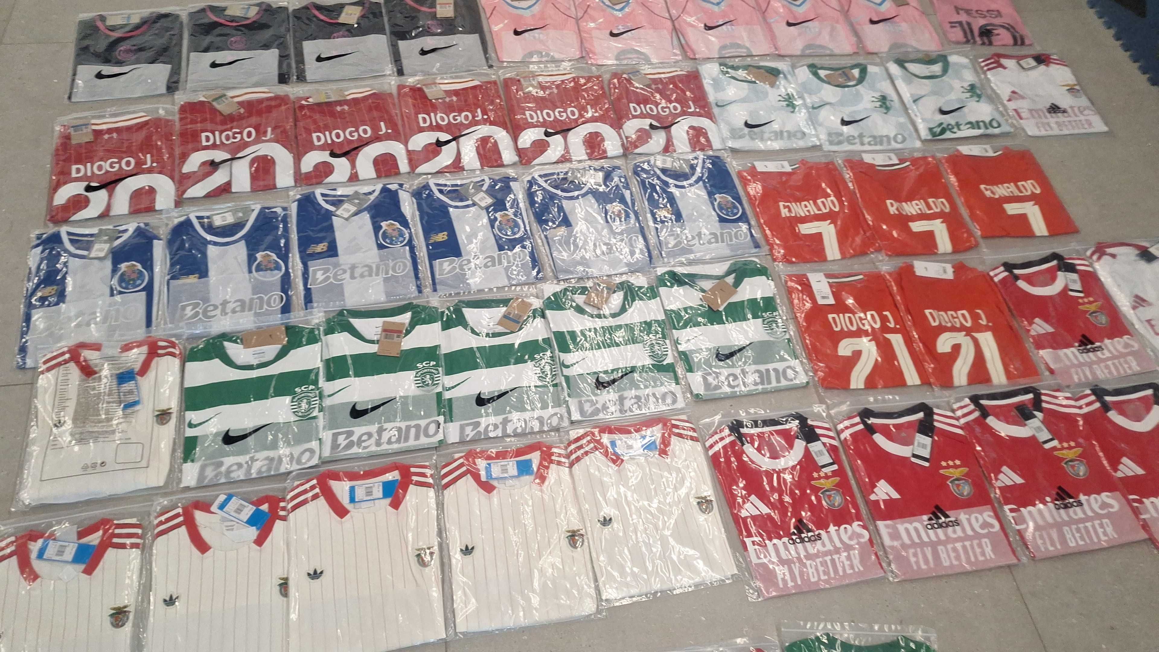 Compra ja tua camisola para apoiar o teu clube