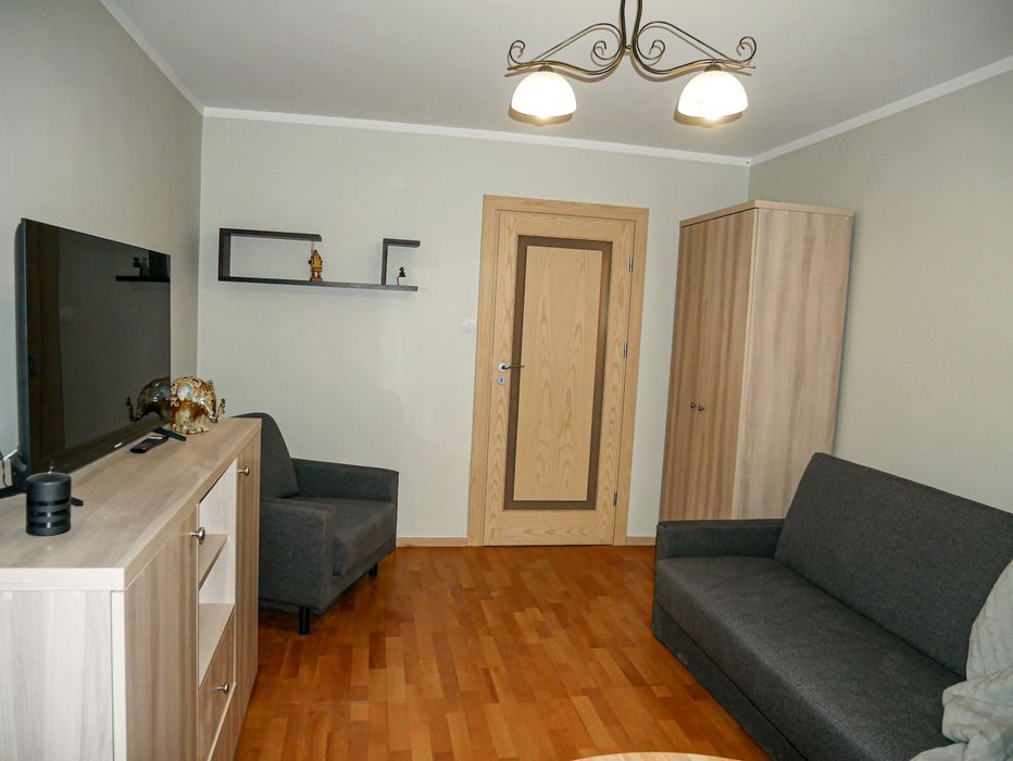 Przytulne 2-pokojowe mieszkanie po kapitalnym remoncie – os. Kormoran