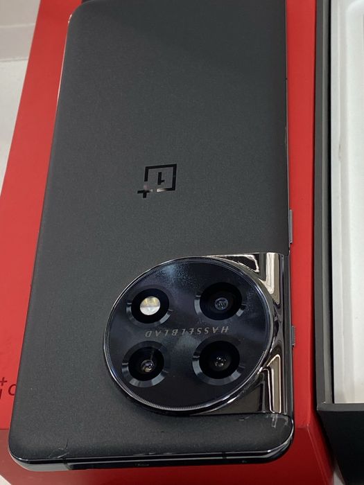 OnePlus 11 5G “16+4/256gb” Snapdragon 8 Gen 2  Mobile Platform