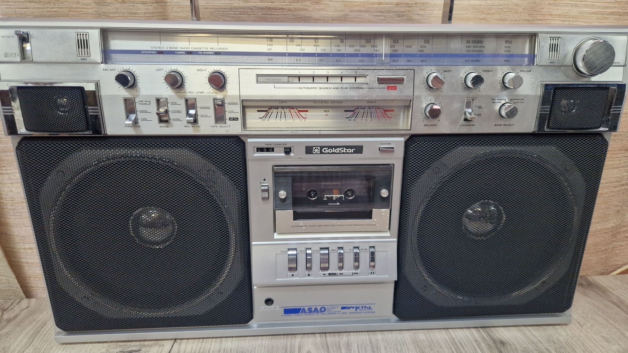 Бумбокс Goldstar TSR-800