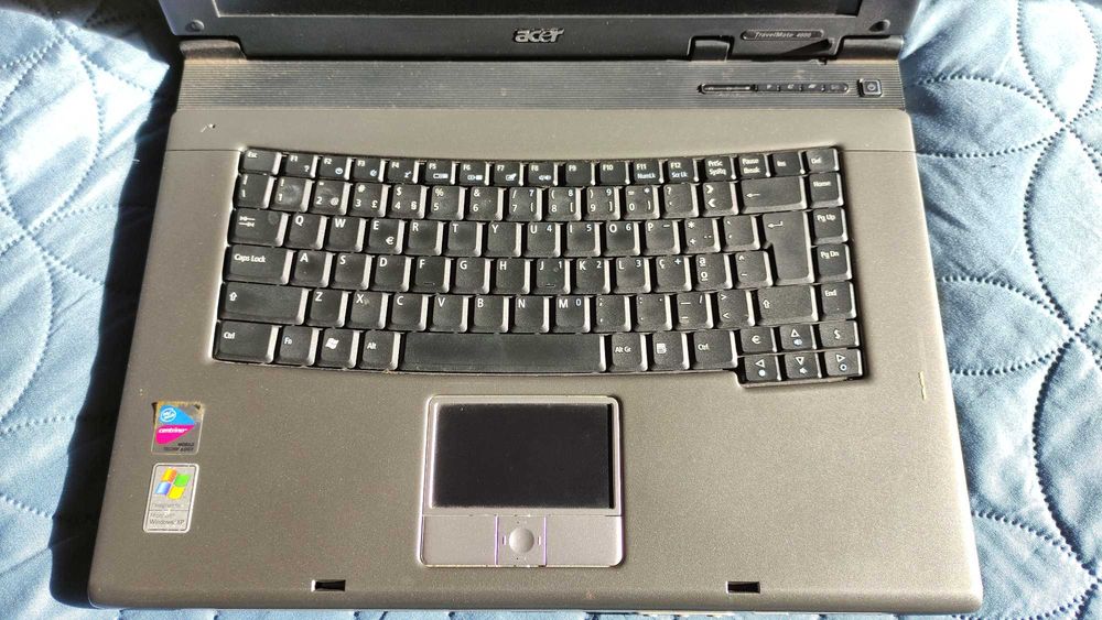 Portátil ACER TravelMate 4000
