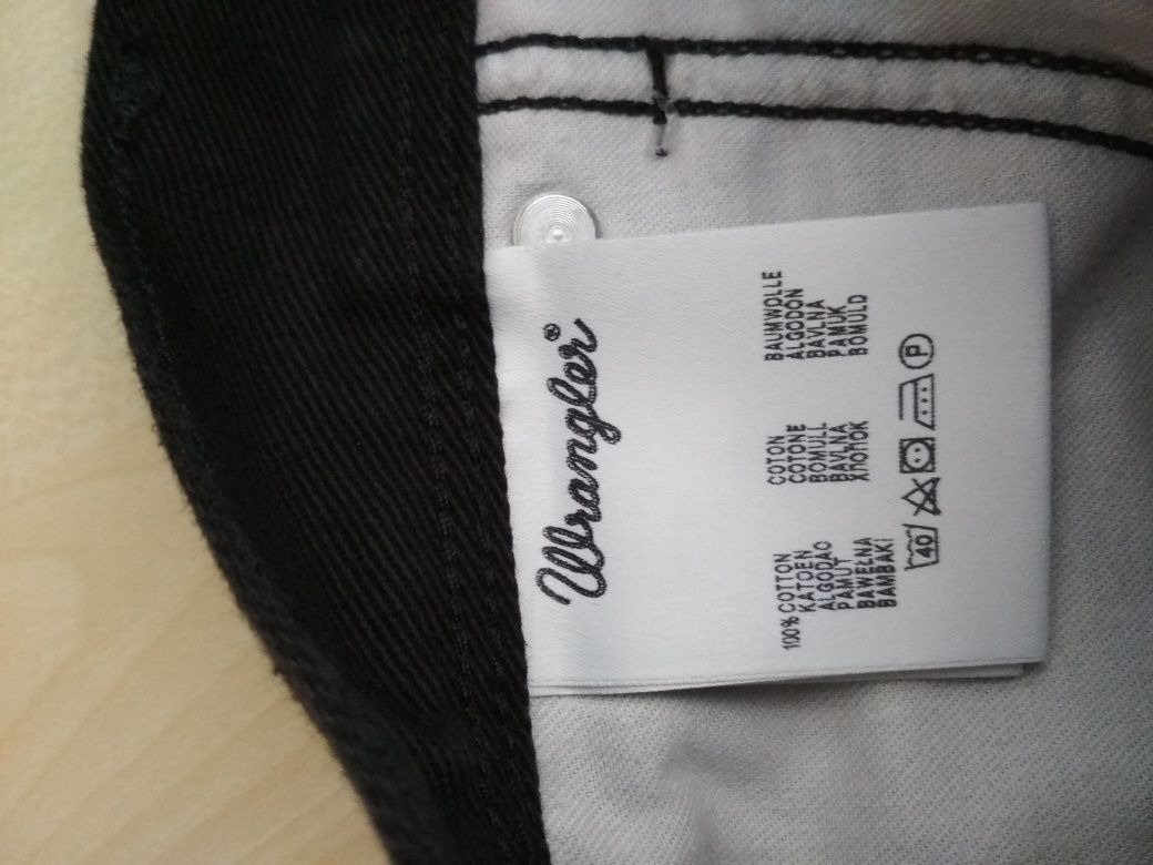 Wrangler jeans czarne spodnie jeansowe dżinsy W30 L32