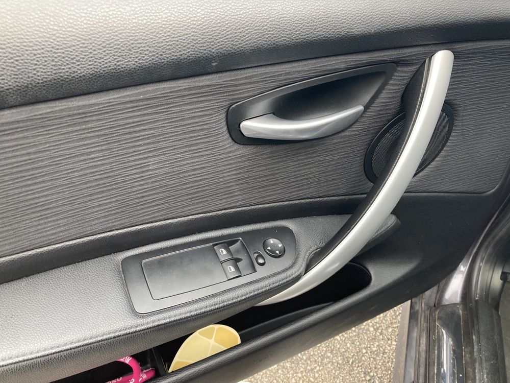 Bmw118 d todo de origem impecavel
