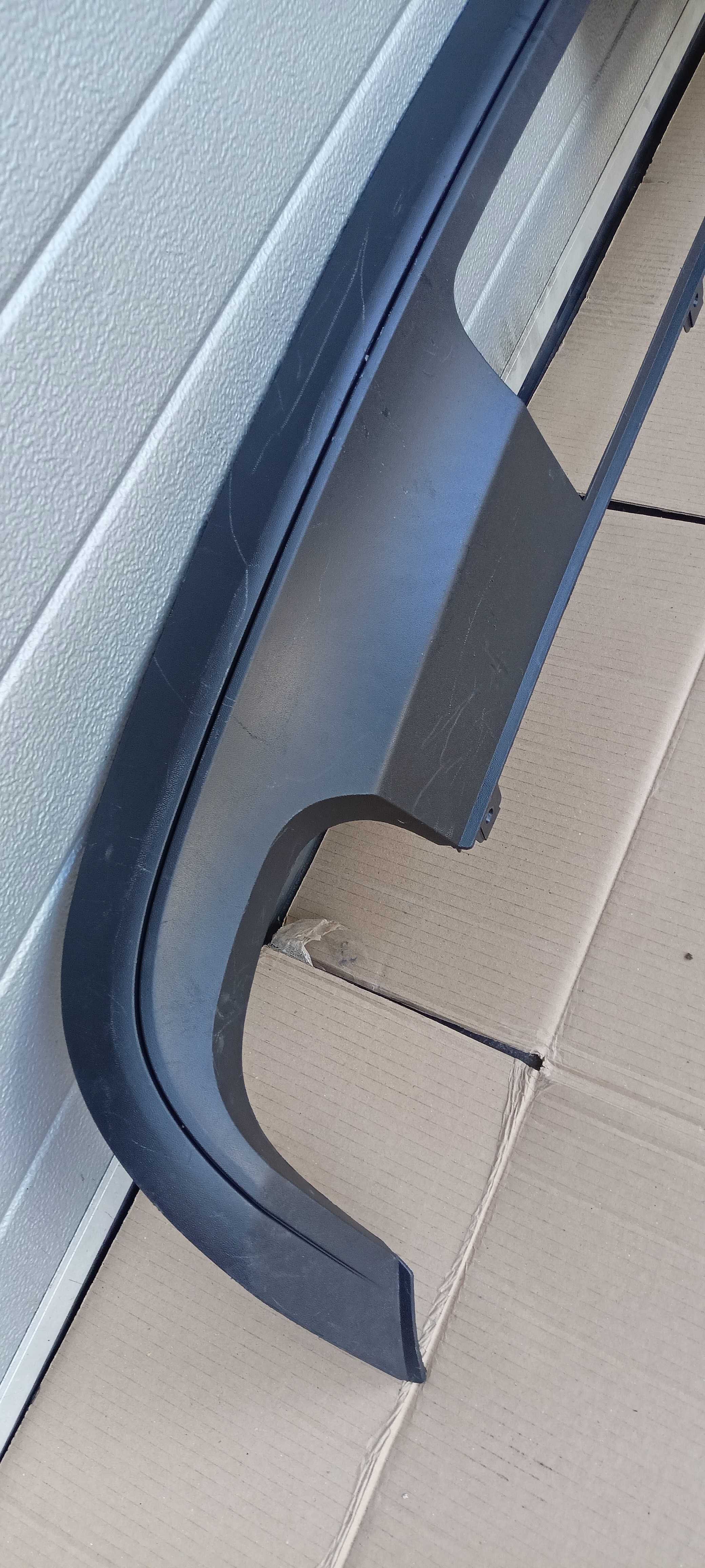 VW JETTA 6 VI spoiler dyfuzor dokładka zderzaka tył pod hak oryginał.