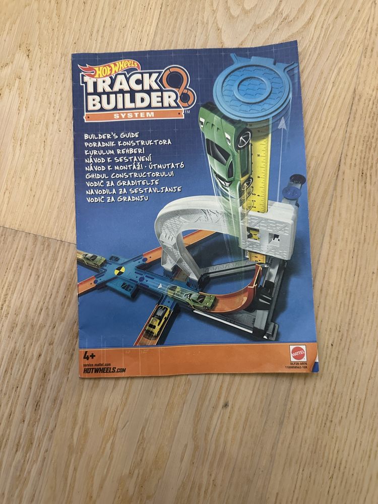 Hot Wheels Track Builder Stunt Kit Track Set