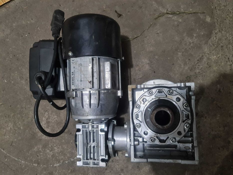 Motoreduktor do kotła z podajnikiem Besel 0,09kW