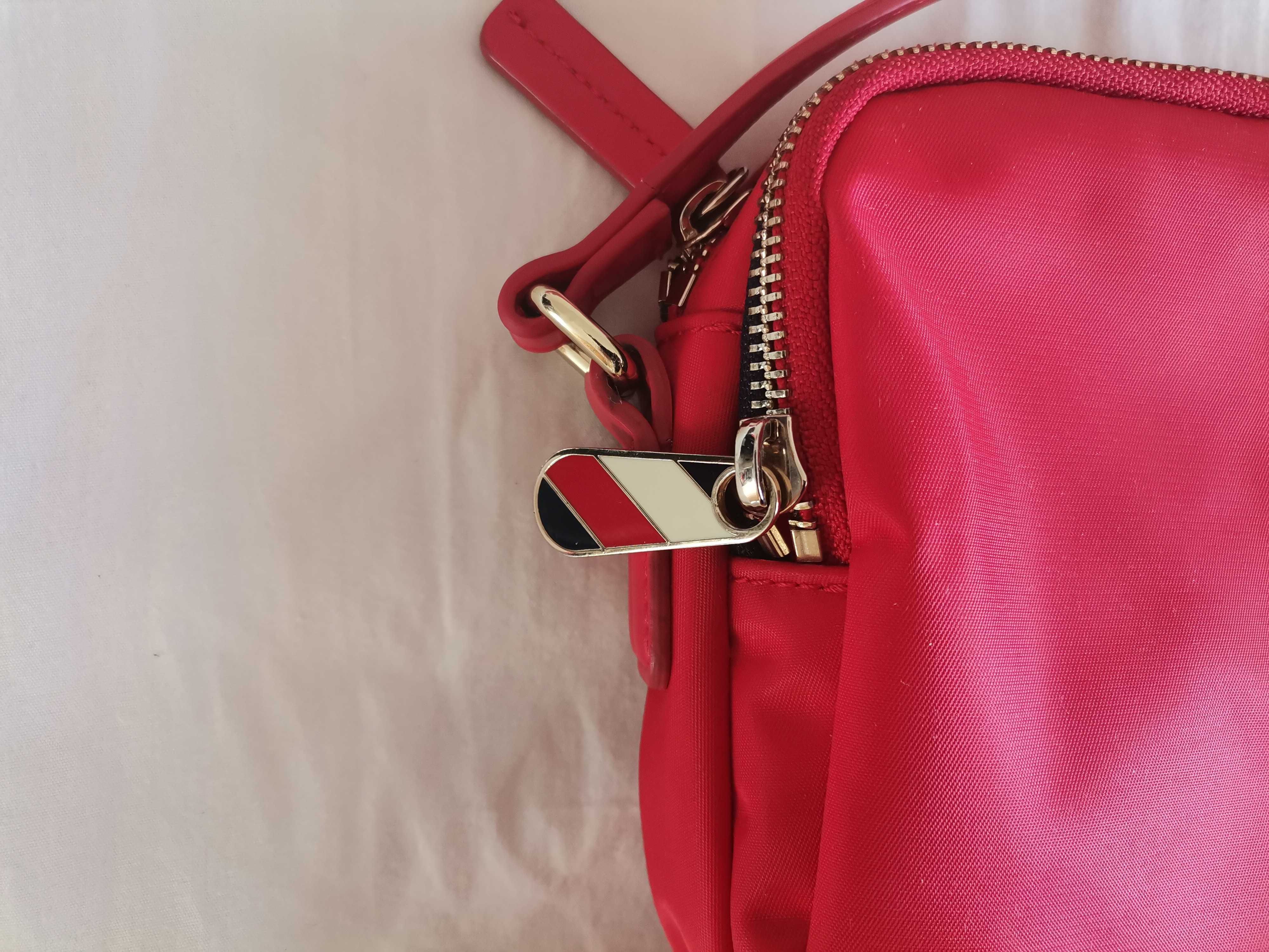 Torebka damska czerwona Tommy Hilfiger jak nowa