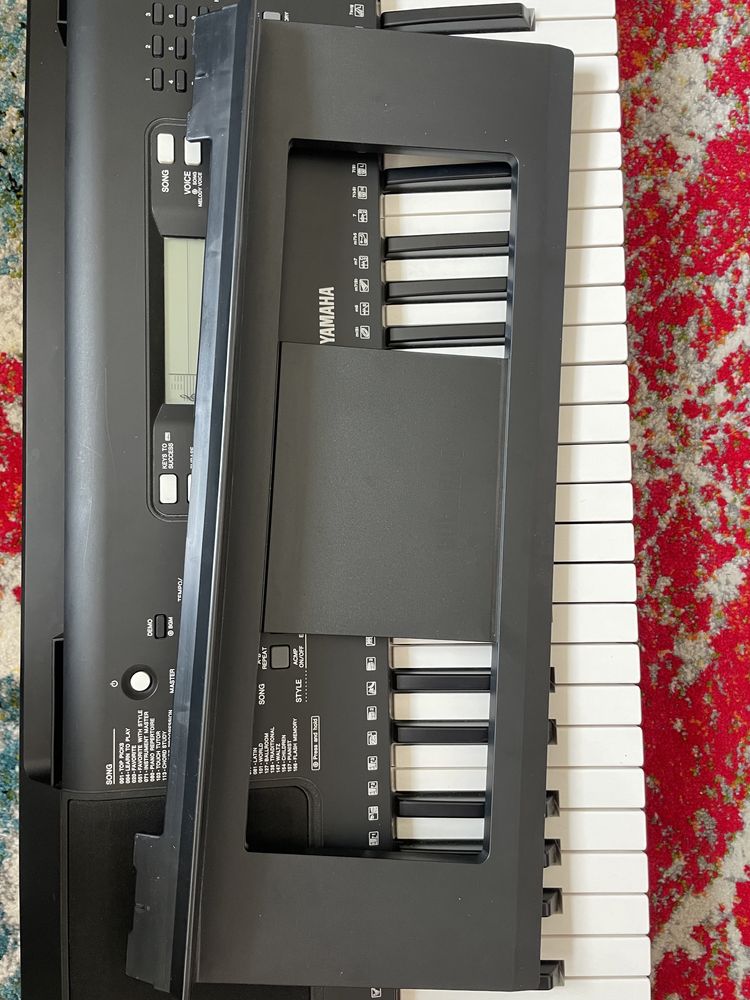 Синтезатор Yamaha psr e363