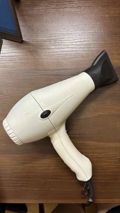 Фен для волосся PT590