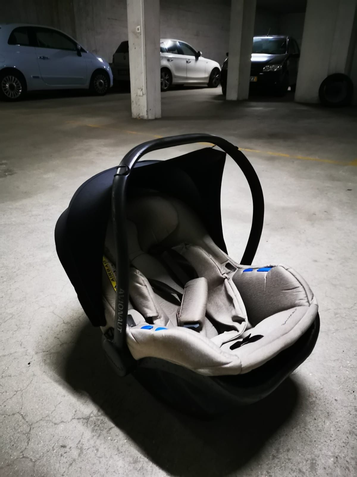 Cadeira, Baby Cock e base Isofix Avianaut (contra Marcha)