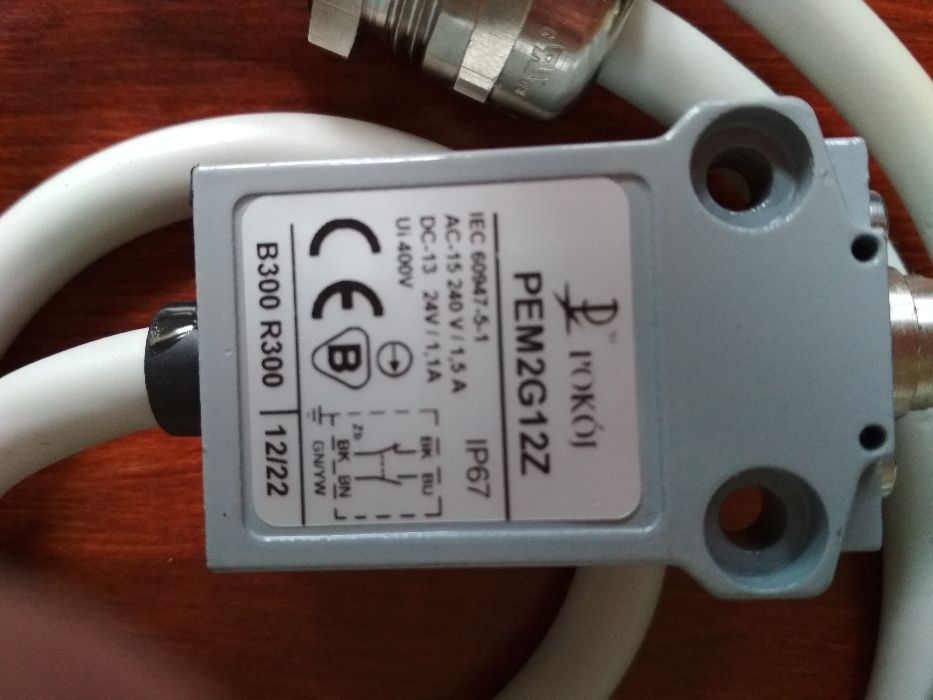 Łącznik krańcowy PEM2 G12 - IP67