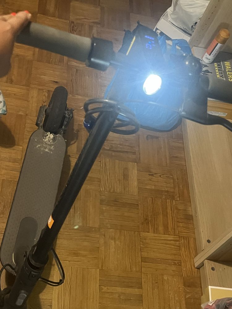 Trotinet eletrica