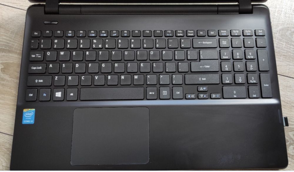 Laptop Acer Extensa 2510 windows 10 pro