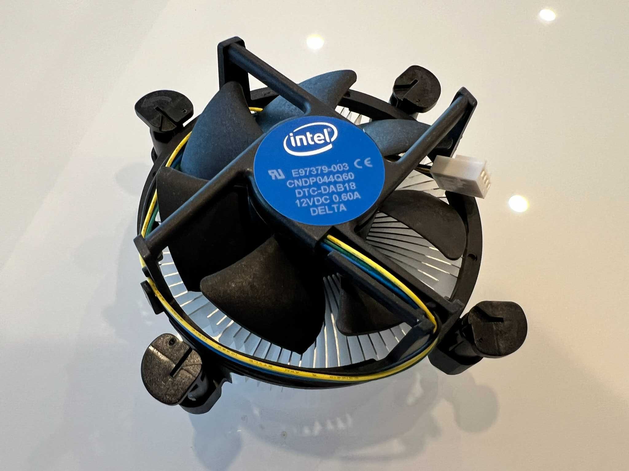 [NOVO] Cooler Intel LGA1700