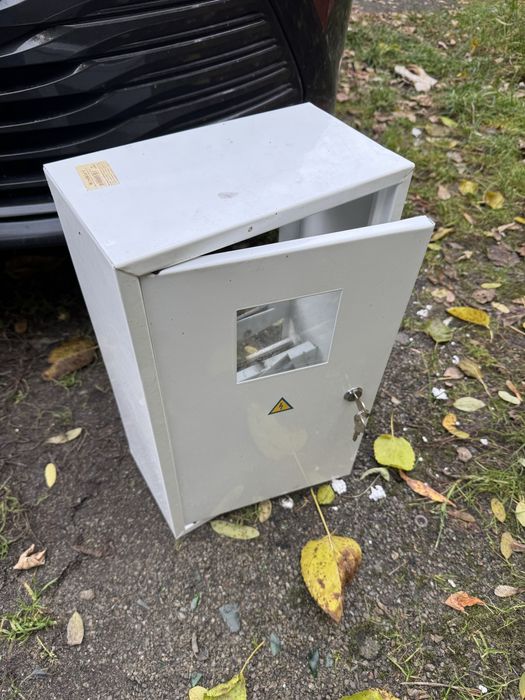 Ящик металлический для автоматов щиток электрика