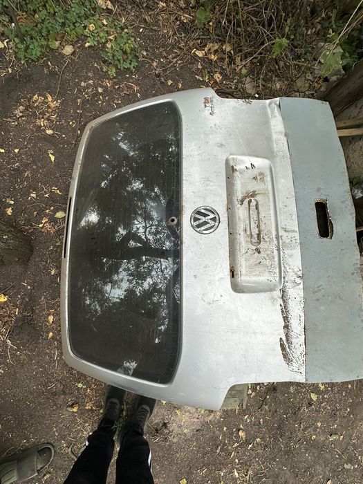 Продаю ляду до Volkswagen T5 Транспортер.
