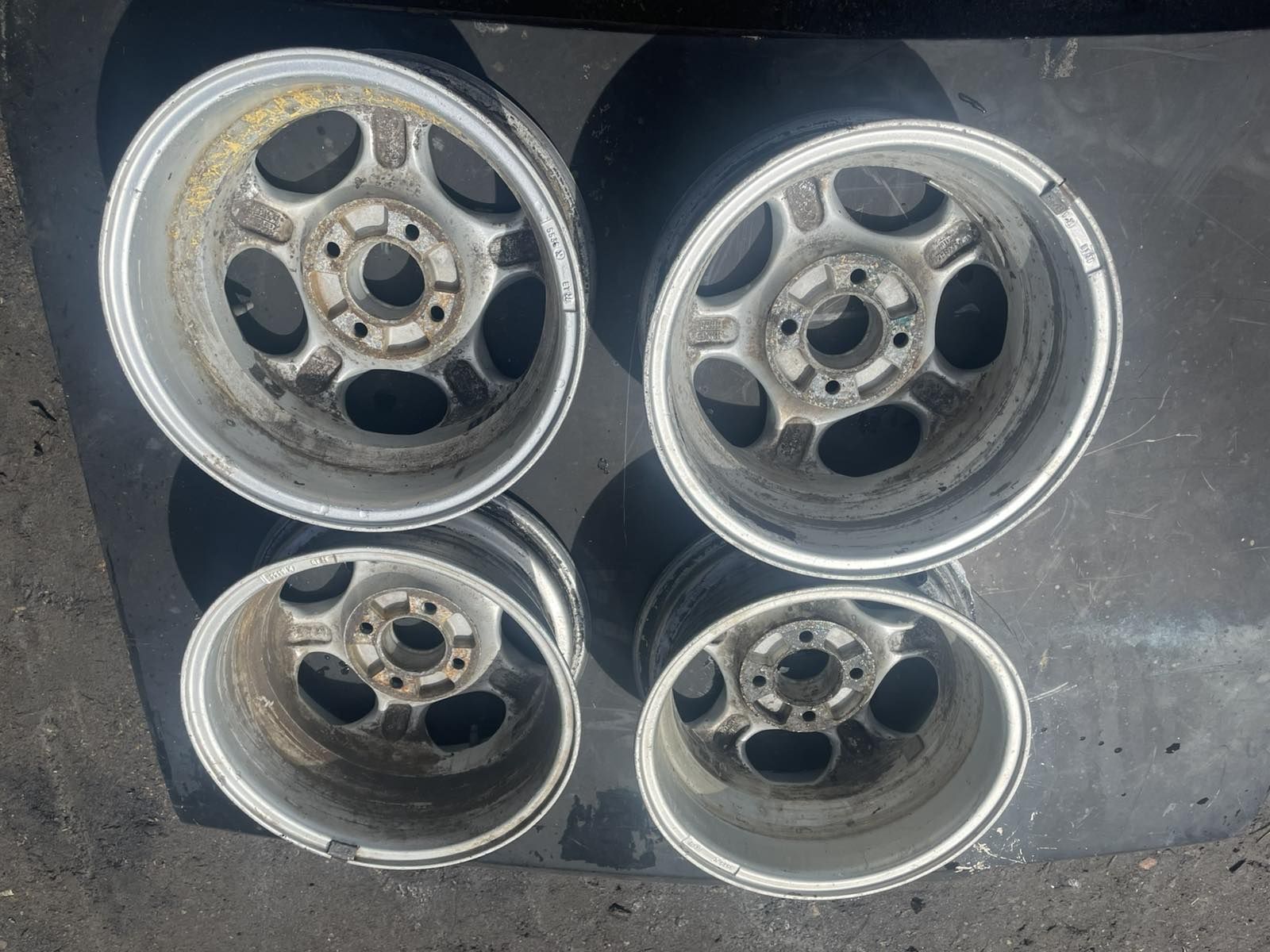 Титани Легкосплавні диски 4/100 R13 6J×13H2