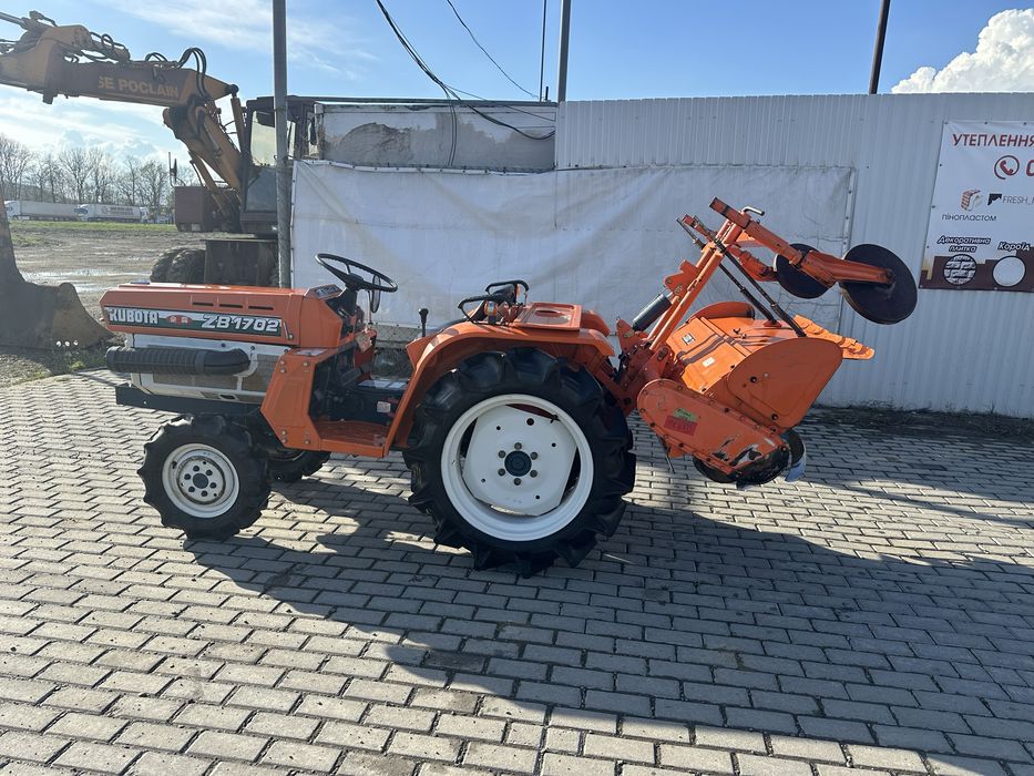 міні трактор Кубота ZB1702DT