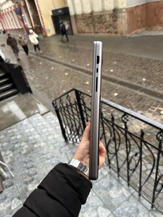 MacBook Pro 16" M1 Pro 16ram 512ssd Space Gray MK183 ідеал 95% акум
