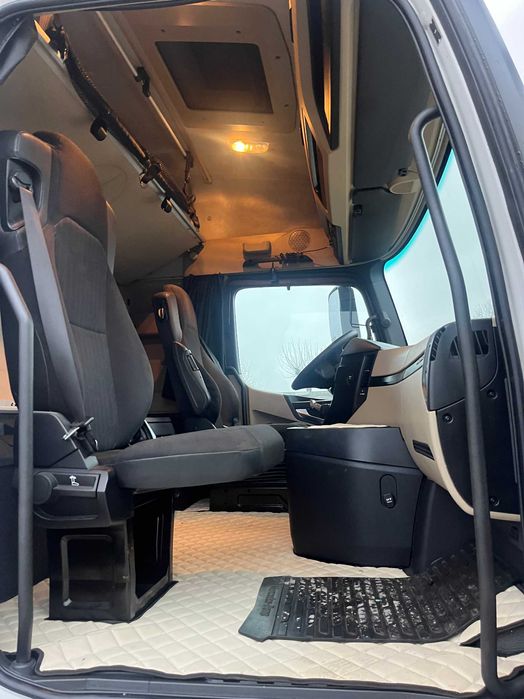 Wynajem Zestaw Mercedes Actros z naczepą * Dzierżawa 6 tys miesiąc