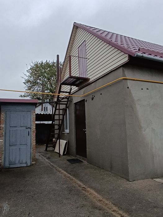 Продам будинок в селищі Ланна