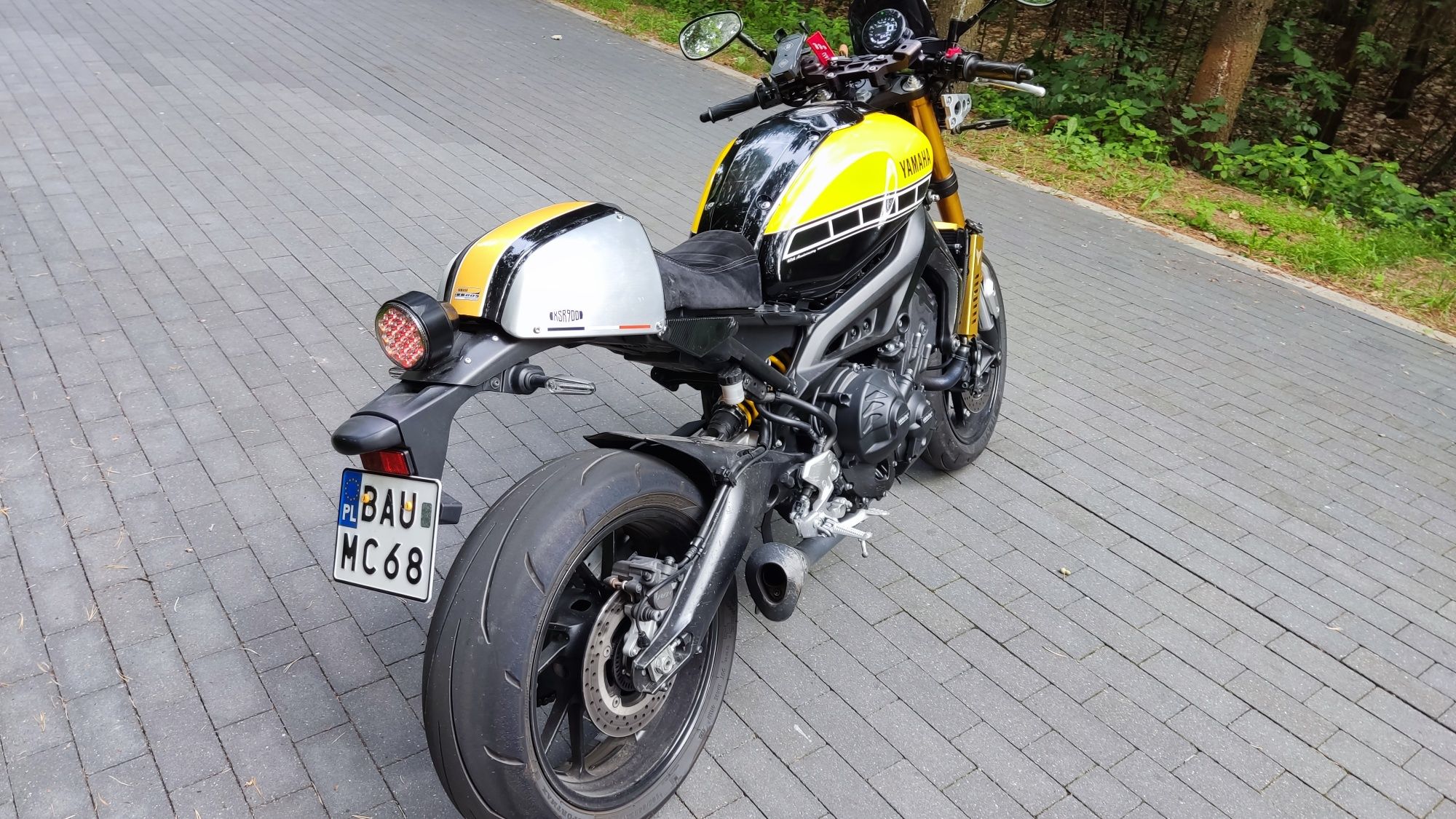 Yamaha XSR 900 (MT 09) 60th aniversary rej na A2