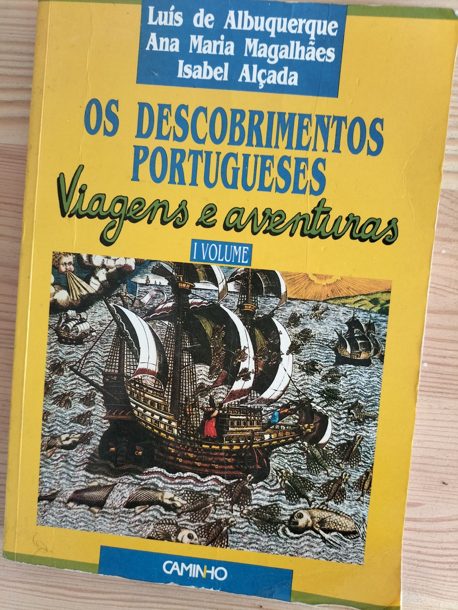 Livro - Descobrimentos portugueses ( viagens e aventuras)