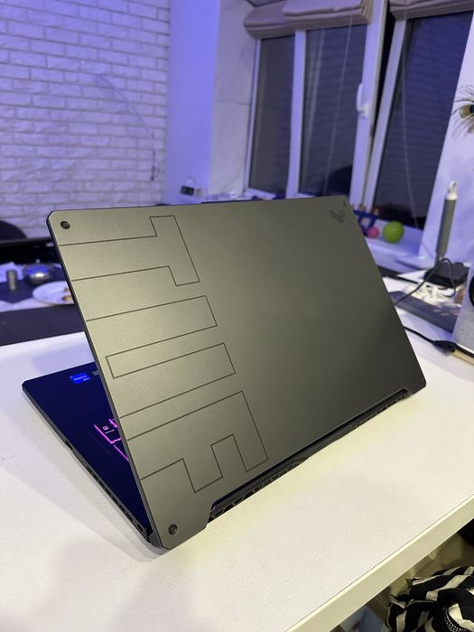 ASUS TUF 17.3 144Hz/NVIDIA RTX 3060/Intel i7 11800H/DDR4 16GB/SSD512GB