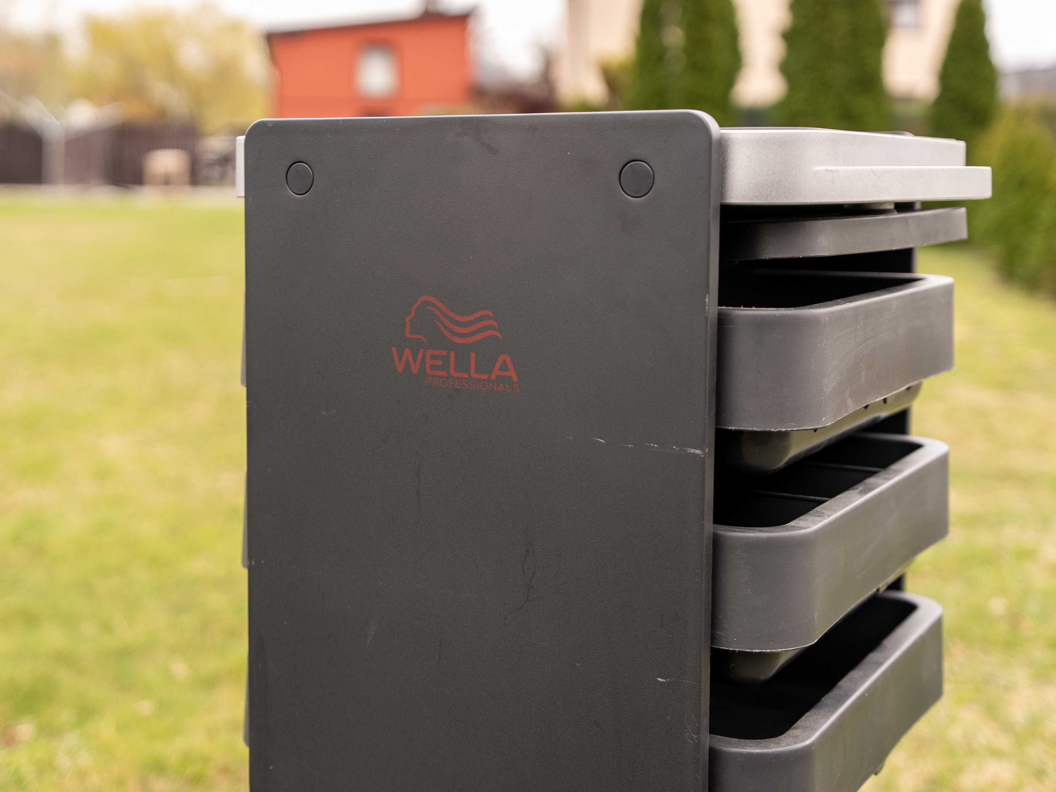 Wózek fryzjerski Wella