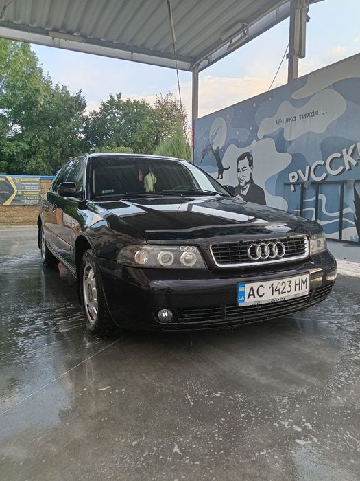 Ауді А4Б5 автомат